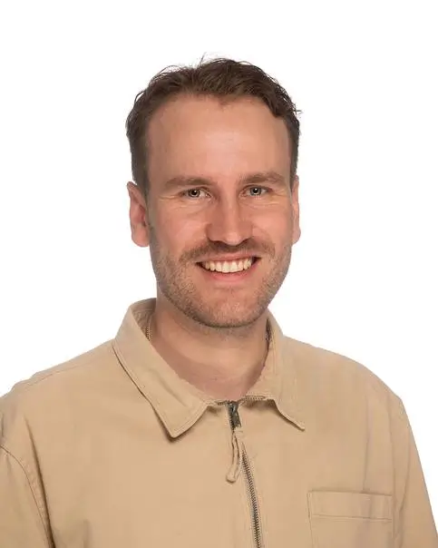 Alexander Eriksson, webb & marknadskoordinator på LR Redovisning Revision Mora
